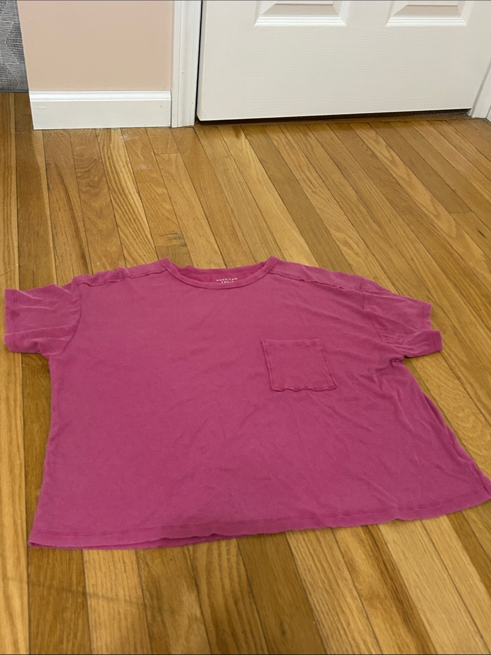American Eagle Outfitters Pocket Tee - Magenta Pink